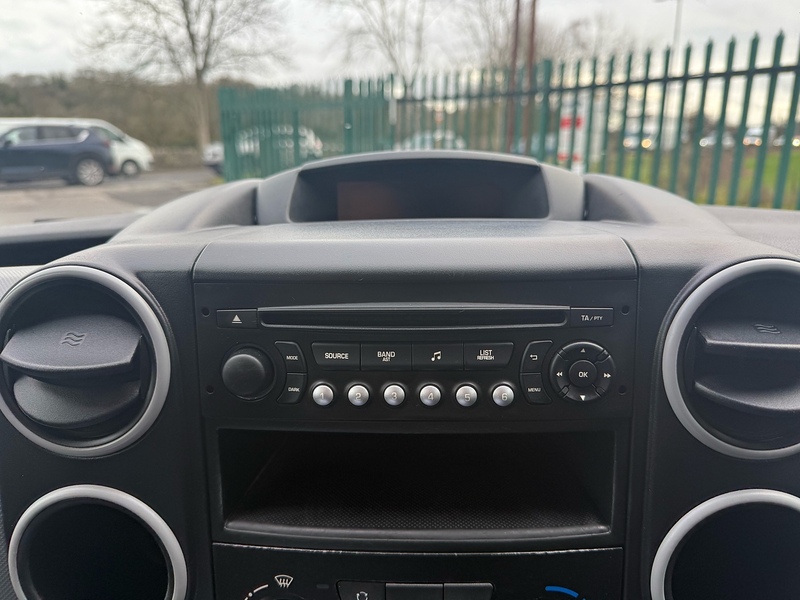 Citroen 1.6 BlueHDi 625 LX Panel Van 5dr Diesel Manual L1 (112 g/km, 100 bhp)