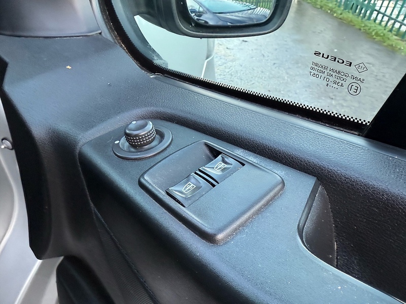 Vauxhall 1.6 CDTi 2900 Sportive Panel Van 5dr Diesel Manual L2 H1 Euro 6 (120 ps)