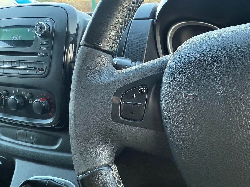 Vauxhall 1.6 CDTi 2900 Sportive Panel Van 5dr Diesel Manual L2 H1 Euro 6 (120 ps)