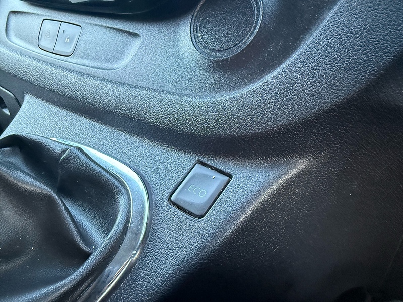 Vauxhall 1.6 CDTi 2900 Sportive Panel Van 5dr Diesel Manual L2 H1 Euro 6 (120 ps)