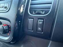 Vauxhall Vivaro CDTi 2900 Sportive 