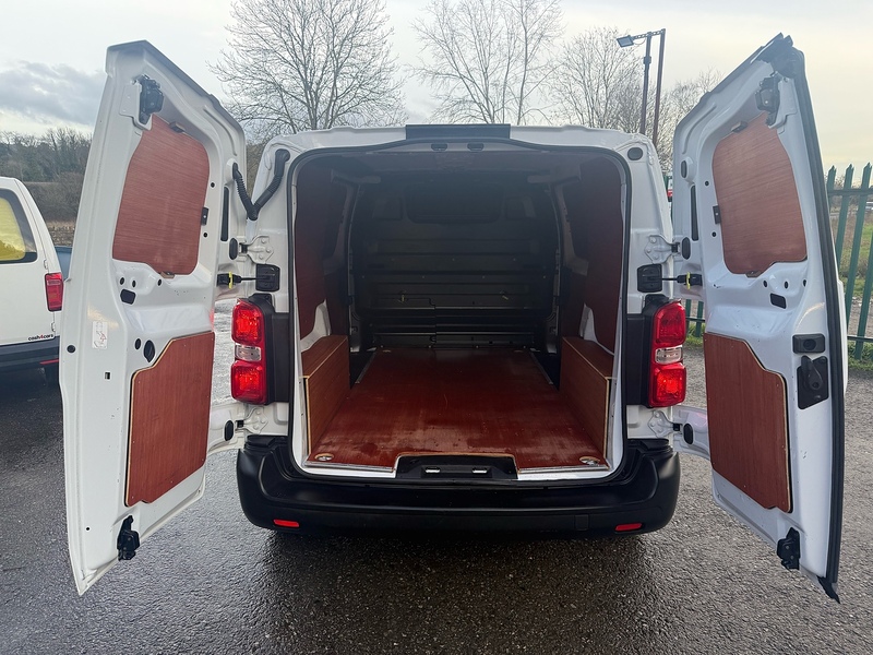 Citroen 1.5 BlueHDi 1000 Enterprise Pro M Panel Van 6dr Diesel Manual FWD 2 Euro 6 (s/s) (100 ps)