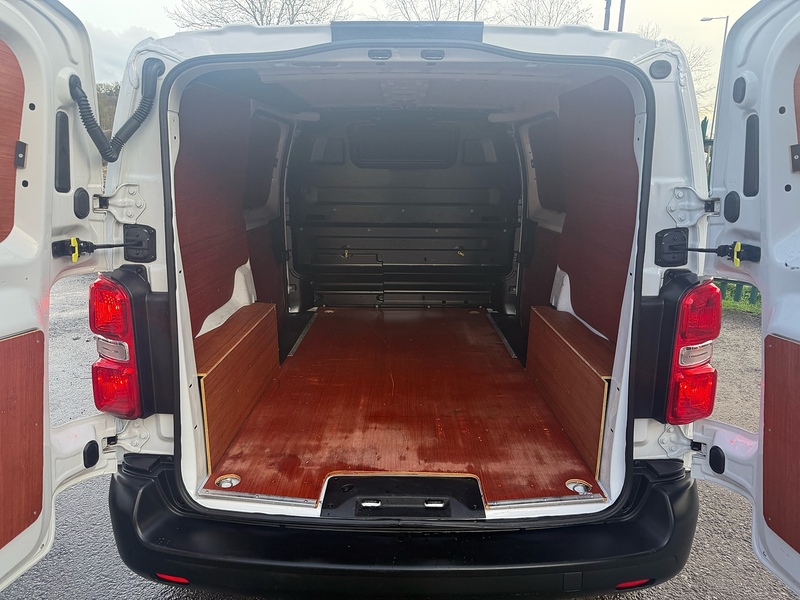 Citroen 1.5 BlueHDi 1000 Enterprise Pro M Panel Van 6dr Diesel Manual FWD 2 Euro 6 (s/s) (100 ps)