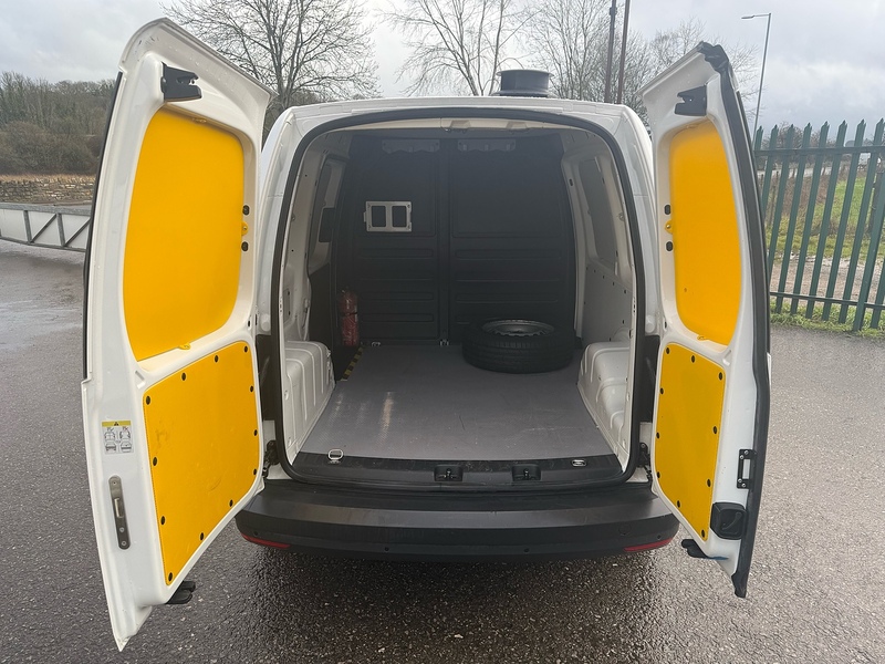 Volkswagen 2.0 TDI C20 Startline Panel Van 5dr Diesel Manual SWB Euro 6 (s/s) (102 ps)