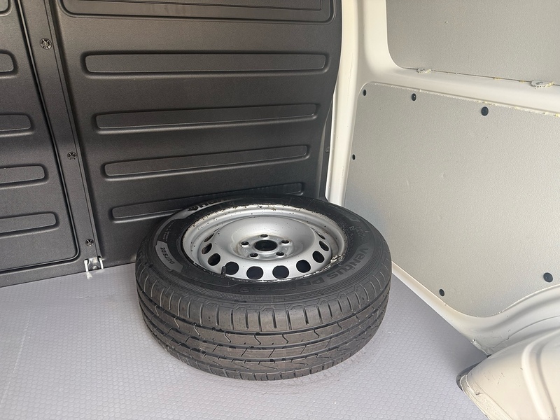 Volkswagen 2.0 TDI C20 Startline Panel Van 5dr Diesel Manual SWB Euro 6 (s/s) (102 ps)