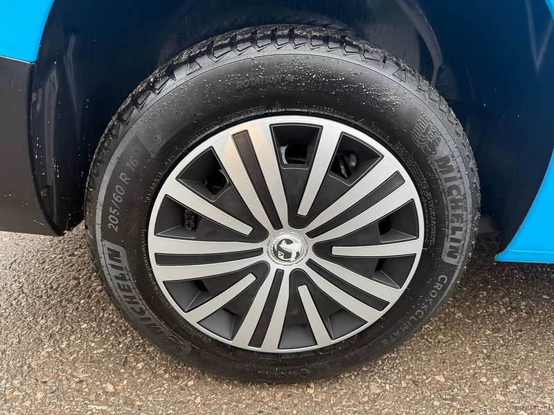 Vauxhall 1.5 Turbo D 2300 Edition Panel Van 6dr Diesel Manual L2 H1 Euro 6 (s/s) (100 ps)