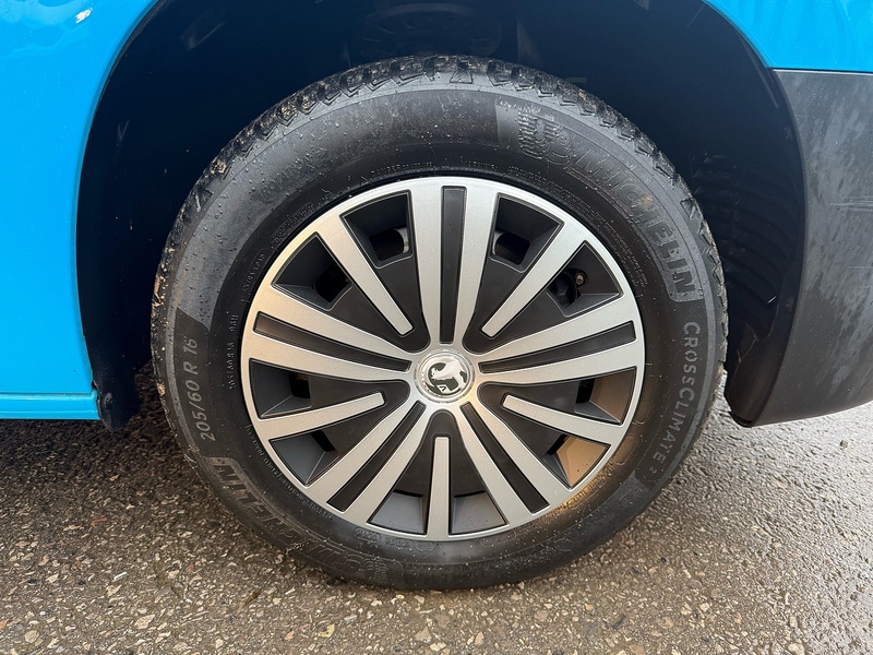 Vauxhall 1.5 Turbo D 2300 Edition Panel Van 6dr Diesel Manual L2 H1 Euro 6 (s/s) (100 ps)