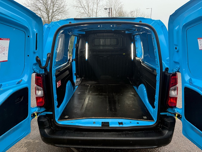 Vauxhall 1.5 Turbo D 2300 Edition Panel Van 6dr Diesel Manual L2 H1 Euro 6 (s/s) (100 ps)