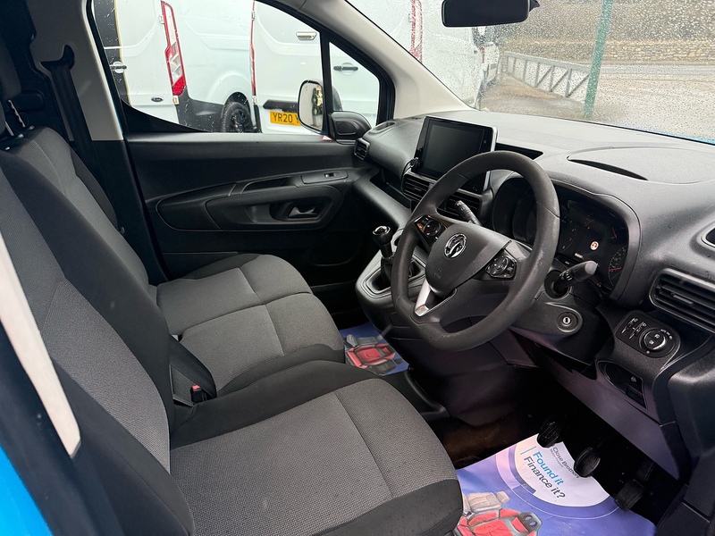 Vauxhall 1.5 Turbo D 2300 Edition Panel Van 6dr Diesel Manual L2 H1 Euro 6 (s/s) (100 ps)