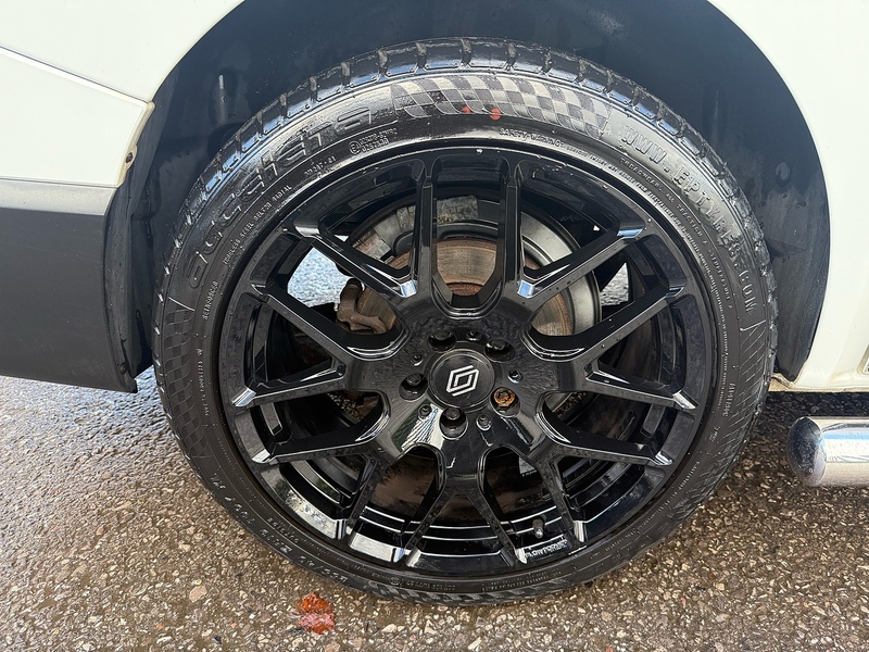 Renault 1.6 dCi ENERGY 27 Sport Crew Van Double Cab 5dr Diesel Manual SWB Euro 5 (s/s) (120 ps)