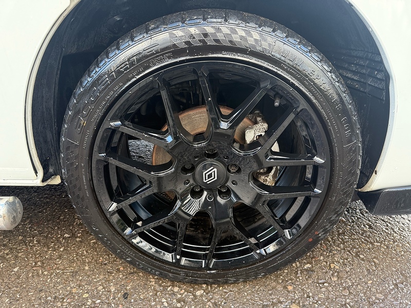 Renault 1.6 dCi ENERGY 27 Sport Crew Van Double Cab 5dr Diesel Manual SWB Euro 5 (s/s) (120 ps)