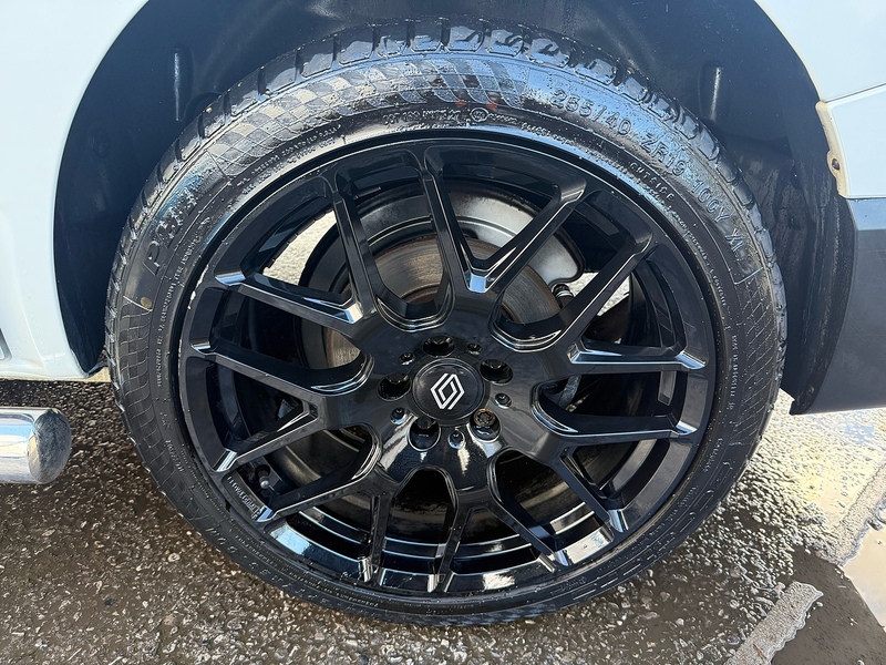 Renault 1.6 dCi ENERGY 27 Sport Crew Van Double Cab 5dr Diesel Manual SWB Euro 5 (s/s) (120 ps)