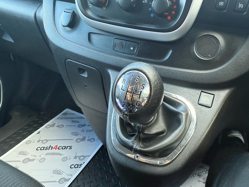 Renault 1.6 dCi ENERGY 27 Sport Crew Van Double Cab 5dr Diesel Manual SWB Euro 5 (s/s) (120 ps)