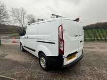 Ford Transit Custom 320 EcoBlue Leader 