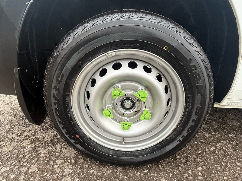 Ford 2.0 320 EcoBlue Leader Panel Van 5dr Diesel Manual L1 H1 Euro 6 (s/s) (105 ps)