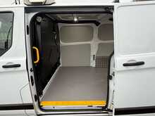 Ford Transit Custom 320 EcoBlue Leader 