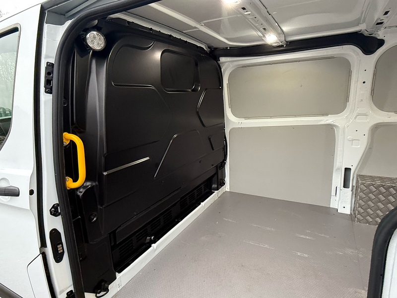 Ford 2.0 320 EcoBlue Leader Panel Van 5dr Diesel Manual L1 H1 Euro 6 (s/s) (105 ps)