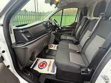 Ford Transit Custom 320 EcoBlue Leader 