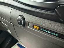 Ford Transit Custom 320 EcoBlue Leader 