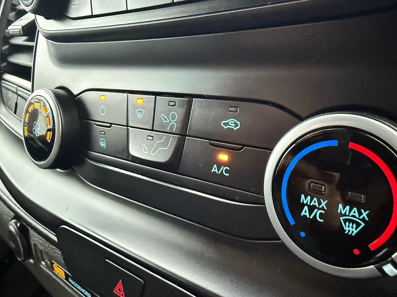 Ford 2.0 320 EcoBlue Leader Panel Van 5dr Diesel Manual L1 H1 Euro 6 (s/s) (105 ps)