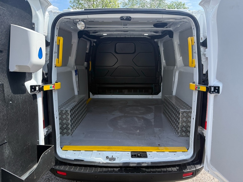 Ford 2.0 320 EcoBlue Leader Panel Van 5dr Diesel Manual L1 H1 Euro 6 (s/s) (105 ps)