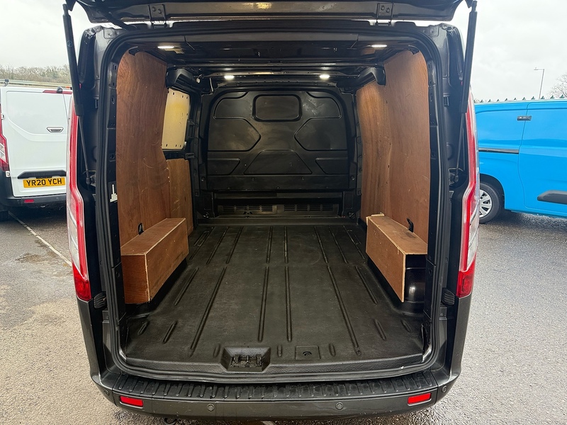 Ford 2.0 280 EcoBlue Limited Panel Van 5dr Diesel Manual L1 H1 Euro 6 (s/s) (130 ps)