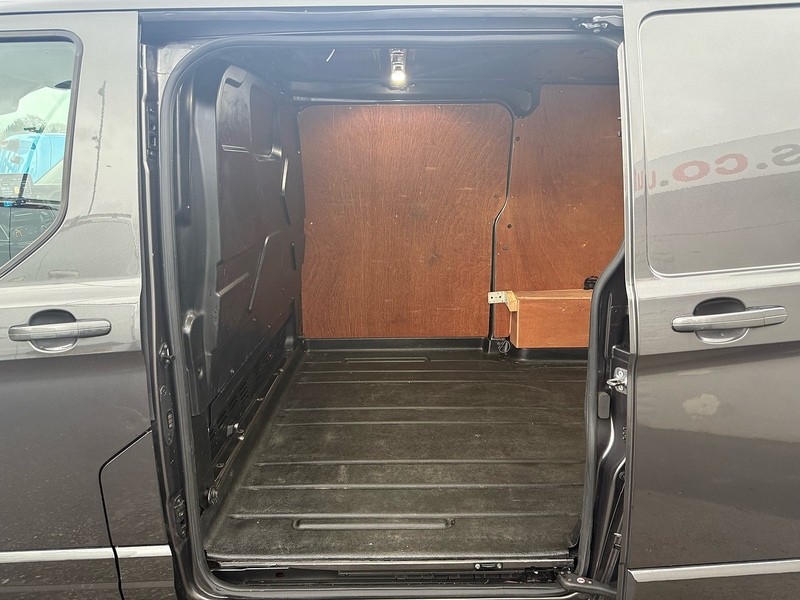 Ford 2.0 280 EcoBlue Limited Panel Van 5dr Diesel Manual L1 H1 Euro 6 (s/s) (130 ps)