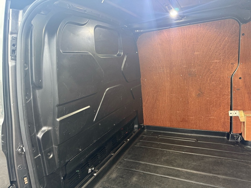 Ford 2.0 280 EcoBlue Limited Panel Van 5dr Diesel Manual L1 H1 Euro 6 (s/s) (130 ps)