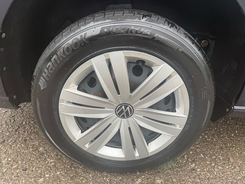 Volkswagen 2.0 TDI C20 Commerce Plus Panel Van 6dr Diesel Manual LWB Euro 6 (s/s) (102 ps)