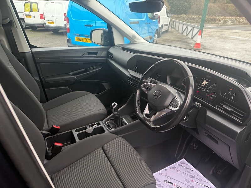 Volkswagen 2.0 TDI C20 Commerce Plus Panel Van 6dr Diesel Manual LWB Euro 6 (s/s) (102 ps)