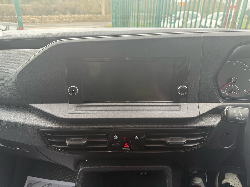 Volkswagen 2.0 TDI C20 Commerce Plus Panel Van 6dr Diesel Manual LWB Euro 6 (s/s) (102 ps)