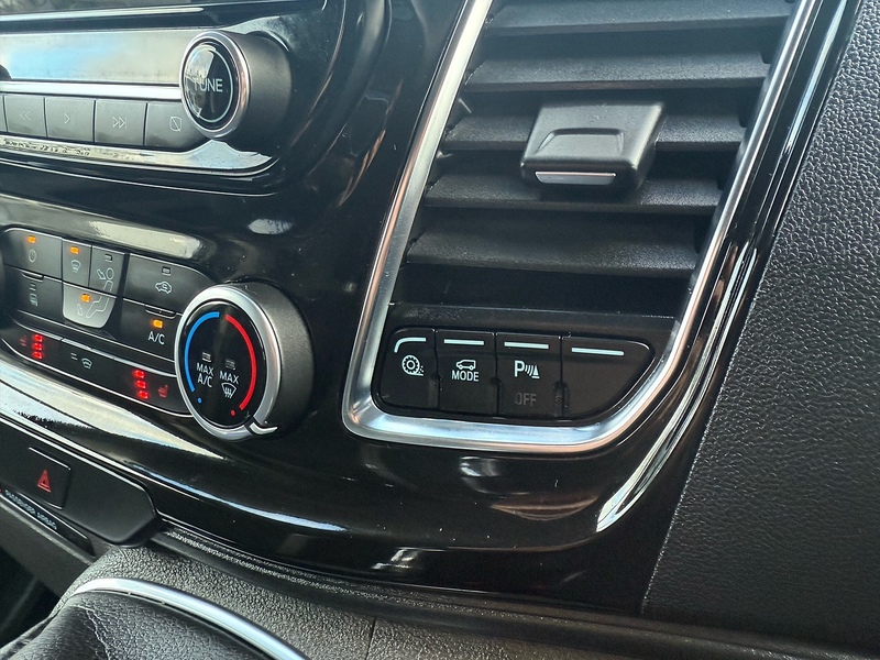 Ford 2.0 300 EcoBlue Limited Panel Van 5dr Diesel Manual L1 H1 Euro 6 (s/s) (130 ps)