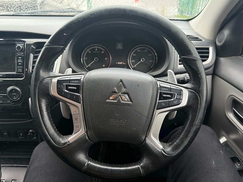 Mitsubishi 2.4 DI-D DC Barbarian Pickup Double Cab 4dr Diesel Auto 4WD Euro 6 (178 ps)