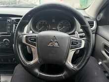 Mitsubishi L200 DI-D DC Barbarian 