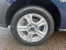 Ford Transit Courier TDCi Trend 