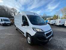 Peugeot Boxer BlueHDi 335 Professional 