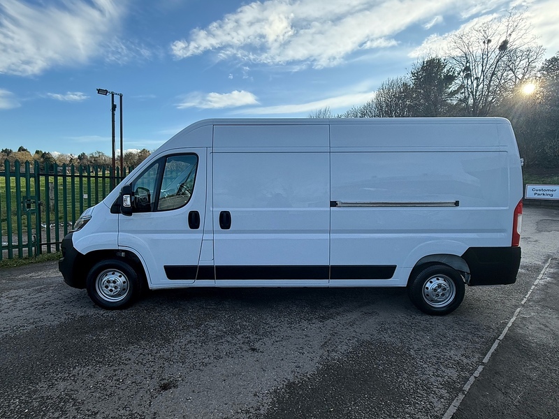 Peugeot 2.2 BlueHDi 335 Professional Panel Van 5dr Diesel Manual L3 H2 Euro 6 (s/s) (140 ps)