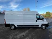 Peugeot Boxer BlueHDi 335 Professional 
