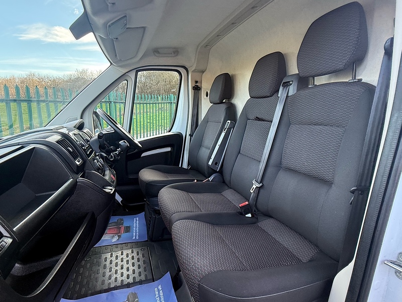 Peugeot 2.2 BlueHDi 335 Professional Panel Van 5dr Diesel Manual L3 H2 Euro 6 (s/s) (140 ps)