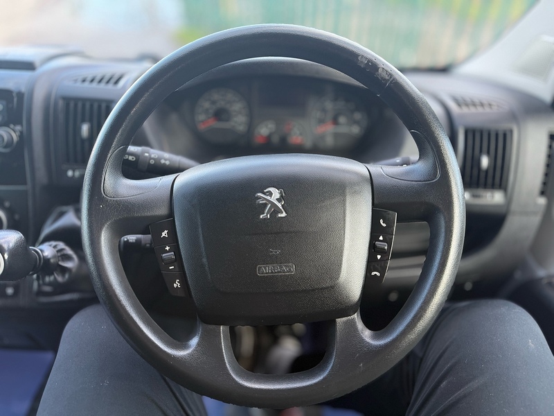 Peugeot 2.2 BlueHDi 335 Professional Panel Van 5dr Diesel Manual L3 H2 Euro 6 (s/s) (140 ps)