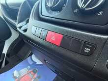 Peugeot Boxer BlueHDi 335 Professional 