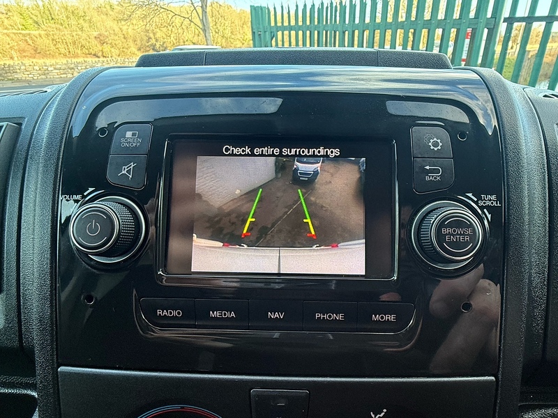 Peugeot 2.2 BlueHDi 335 Professional Panel Van 5dr Diesel Manual L3 H2 Euro 6 (s/s) (140 ps)