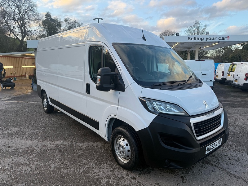 2.2 BlueHDi 335 Professional Panel Van 5dr Diesel Manual L3 H2 Euro 6 (s/s) (140 ps)