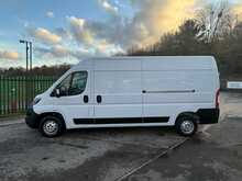 Peugeot Boxer BlueHDi 335 Professional 