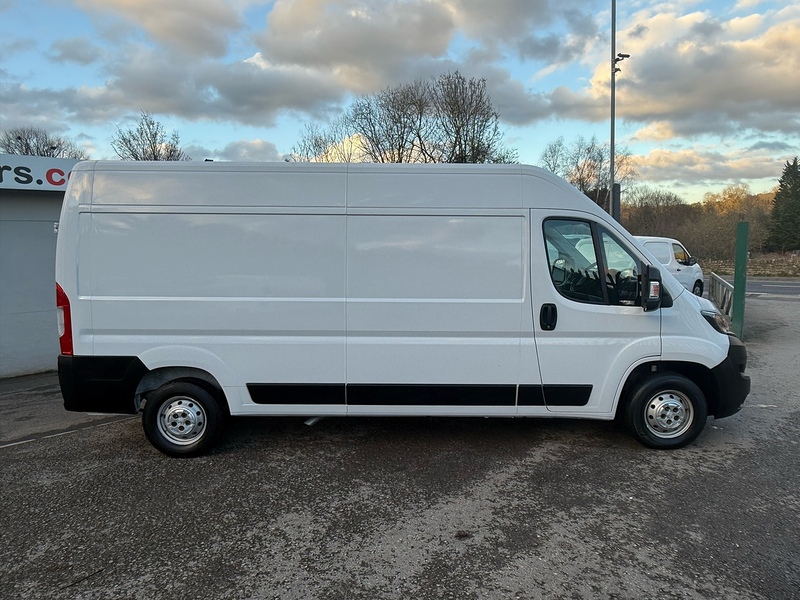 Peugeot 2.2 BlueHDi 335 Professional Panel Van 5dr Diesel Manual L3 H2 Euro 6 (s/s) (140 ps)