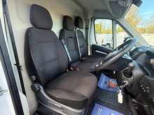 Peugeot Boxer BlueHDi 335 Professional 