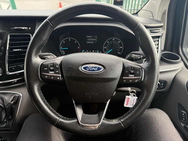 Ford 2.0 310 EcoBlue Titanium Minibus Double Cab 5dr Diesel Manual L2 Euro 6 (s/s) (130 ps)