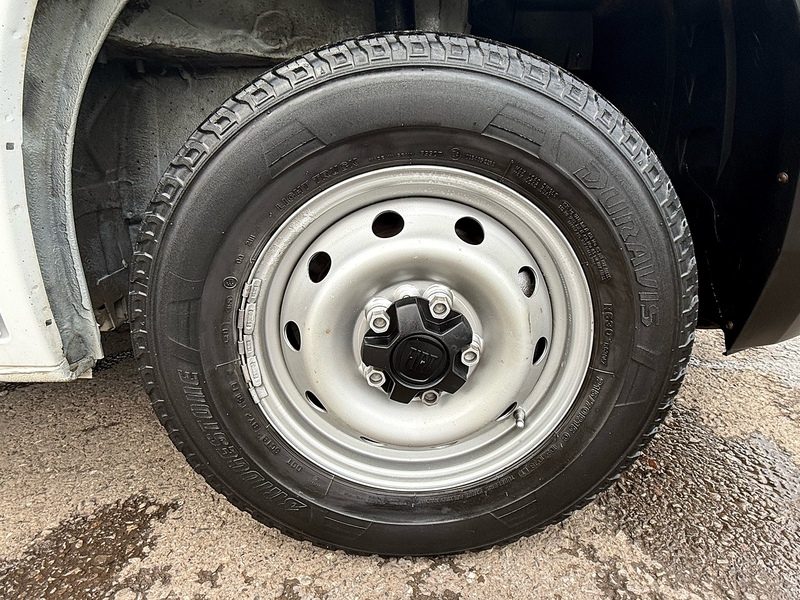 Fiat 2.2 MultijetIII 35 Business Pro Panel Van 5dr Diesel Manual L H2 Euro 6 (140 ps)