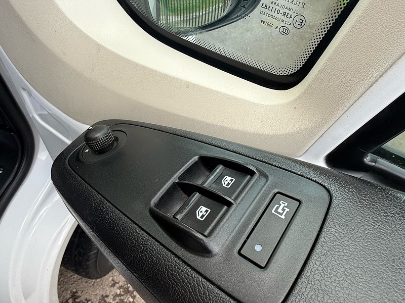 Fiat 2.2 MultijetIII 35 Business Pro Panel Van 5dr Diesel Manual L H2 Euro 6 (140 ps)