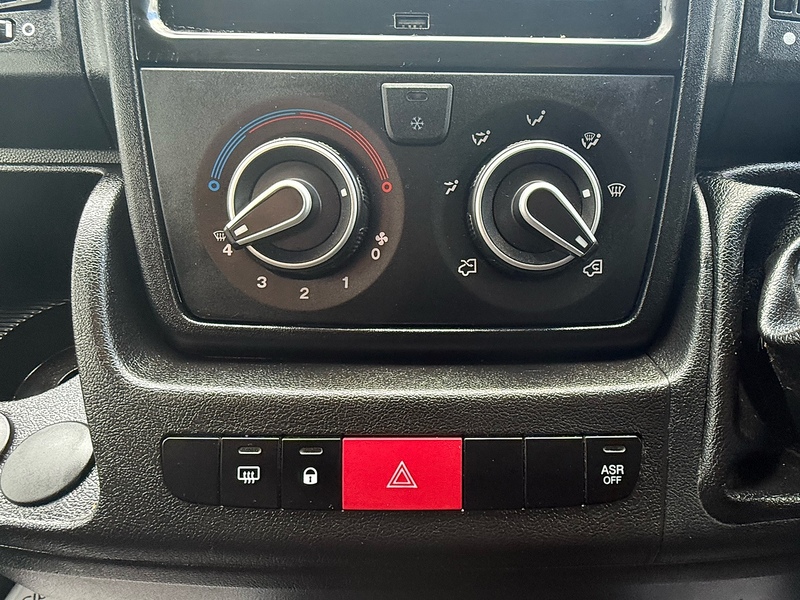 Fiat 2.2 MultijetIII 35 Business Pro Panel Van 5dr Diesel Manual L H2 Euro 6 (140 ps)